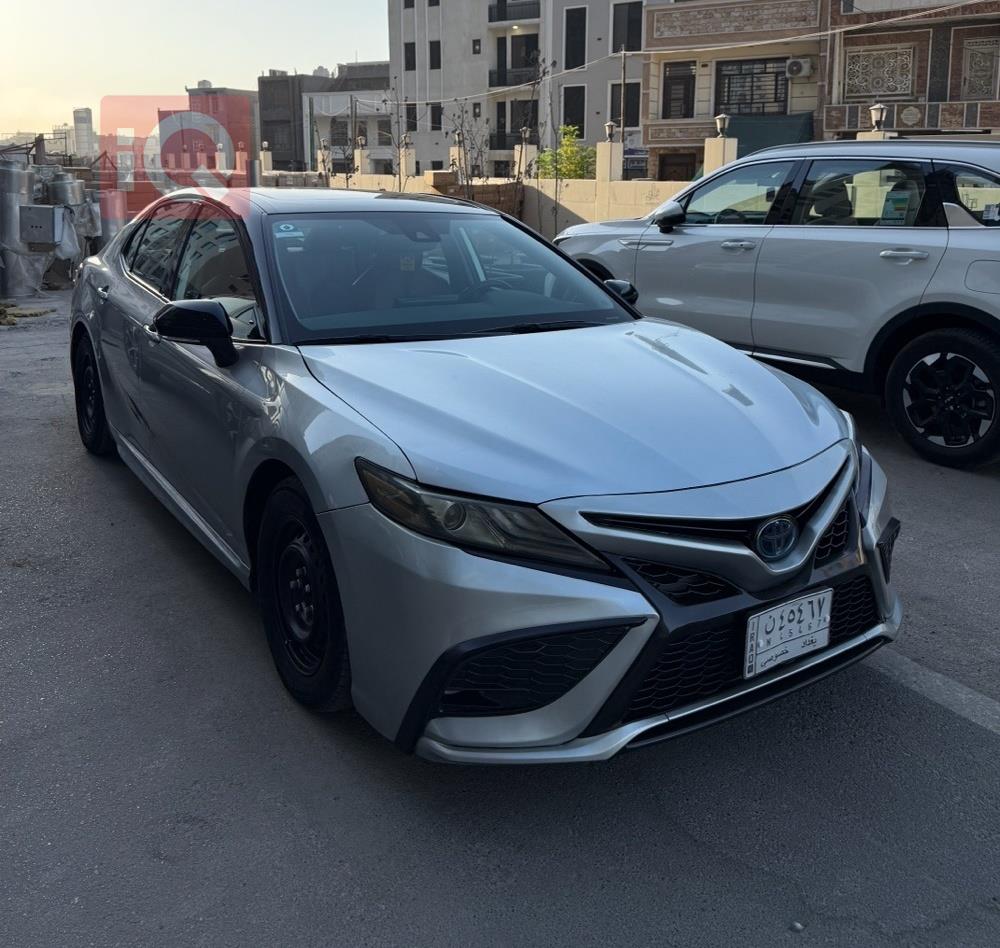 تۆیۆتا کامری